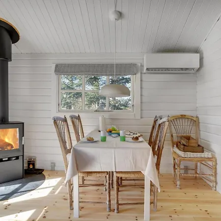 Holiday home Freyja - 800m From The Sea In Lolland- Falster And Mon By Interhome *