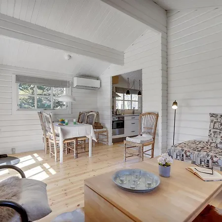 Freyja - 800m From The Sea By Interhome Semesterbostad Bøtø By